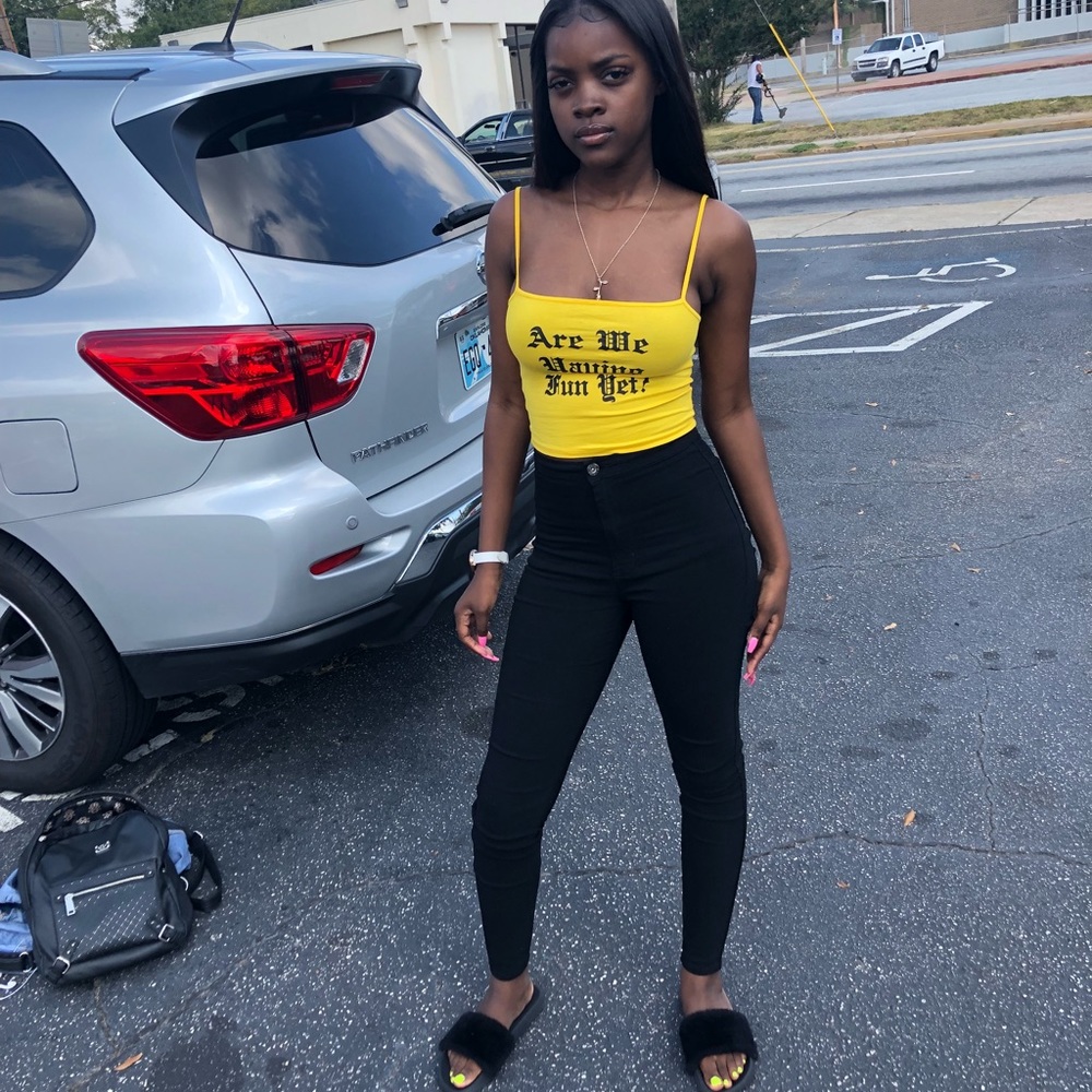YELLOW CROP TOP